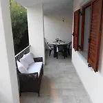 I Ginepri A E Attico Кала-Гононе