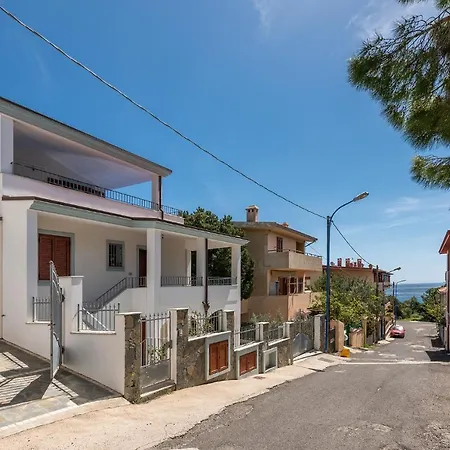 Holiday home I Ginepri A E Attico *